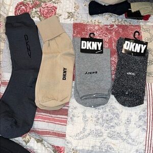 90s NWT DKNY 4 pairs ladies socks